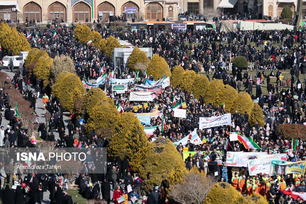 حضور پرشور مردم شهرستان‌های استان اصفهان در جشن 44 سالگی انقلاب اسلامی